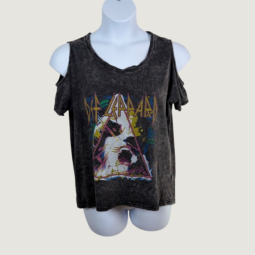 Rock & Republic Def Leppard Hysteria Tour Cold Shoulder Graphic Tee Gray Large